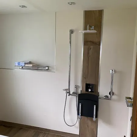 Zur Clemens Huette Apartment